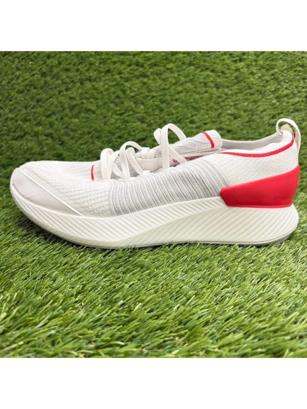 Allbirds Tree Gliders Womens Size 8.5 White Red Athletic Running Shoes Sneakers